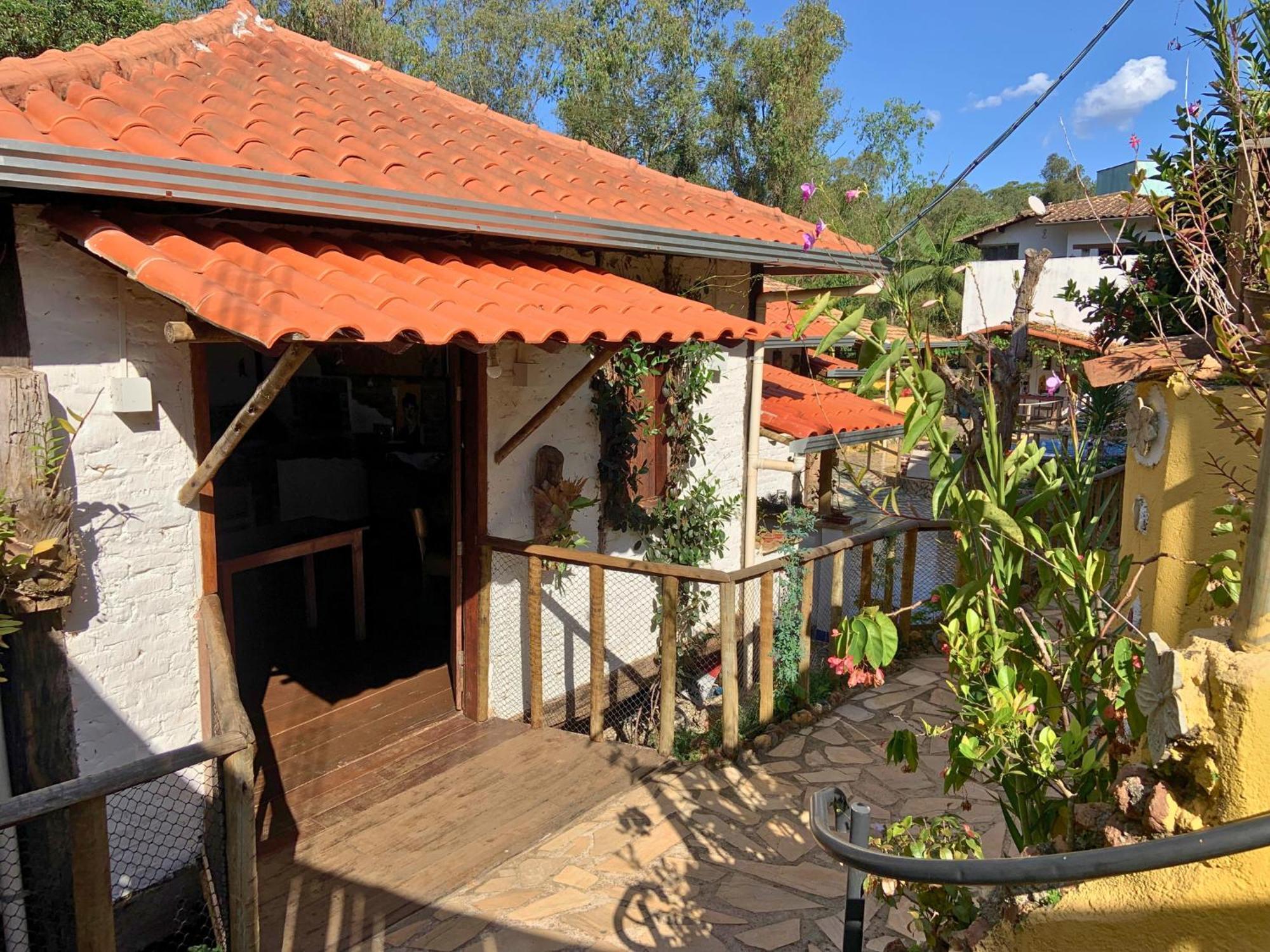 Pousada E Restaurante Casinha Velha Hotell Macacos  Exteriör bild